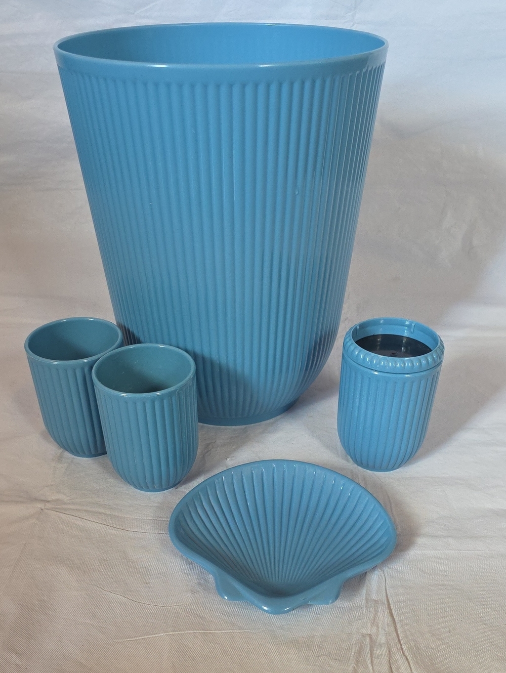Vintage Blue Ribbed Plastic Bathroom Set Wastebasket Soap Dish Cups